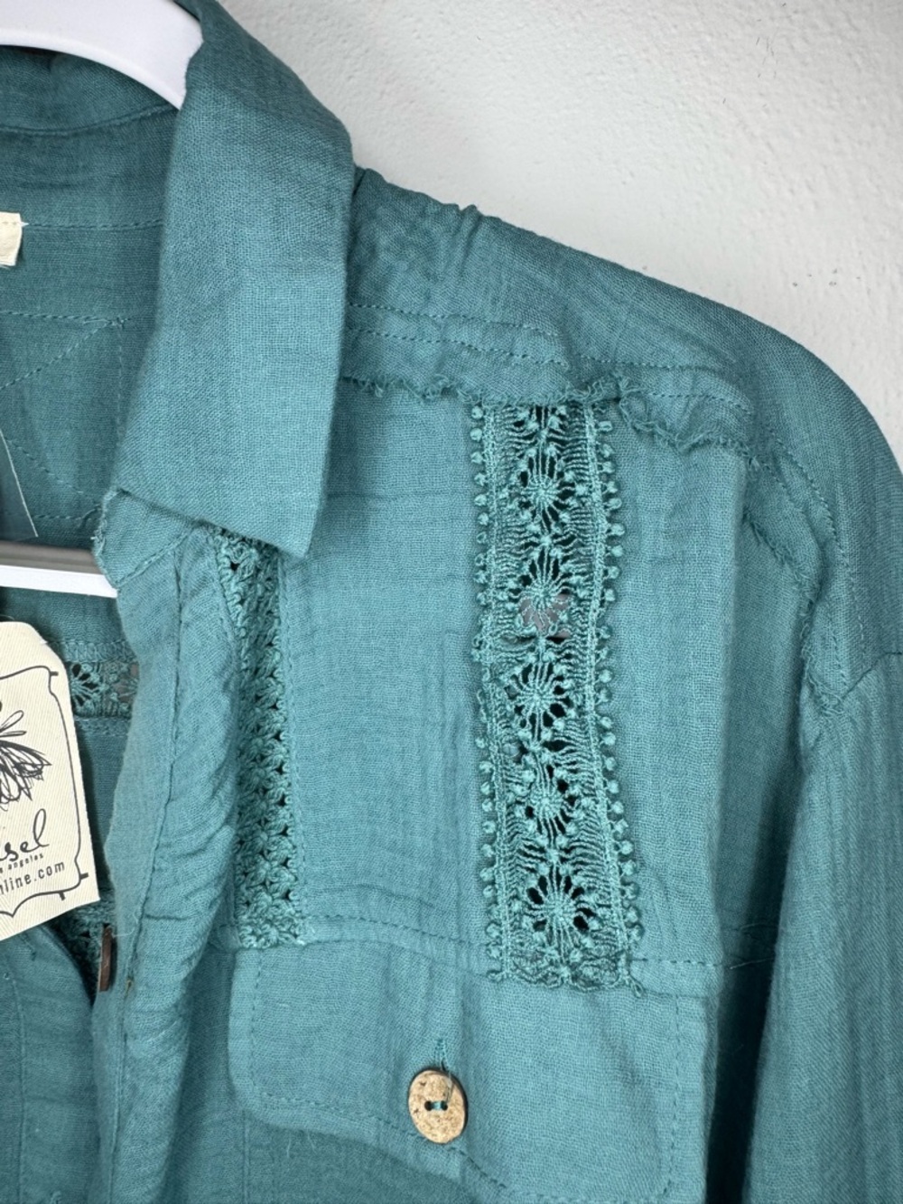 Easel Los Angeles Teal Gauze Button Front Tunic Top Medium Boho Crochet Lace NWT
